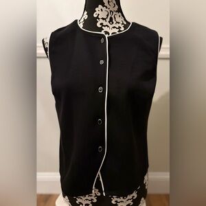 Bailey 44 Black Sleeveless Button-Down Top